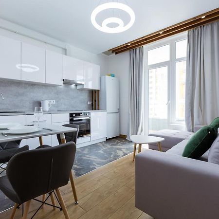 Nyvky Like Home - Nyvky Park - Apt 45 Kiev Dış mekan fotoğraf
