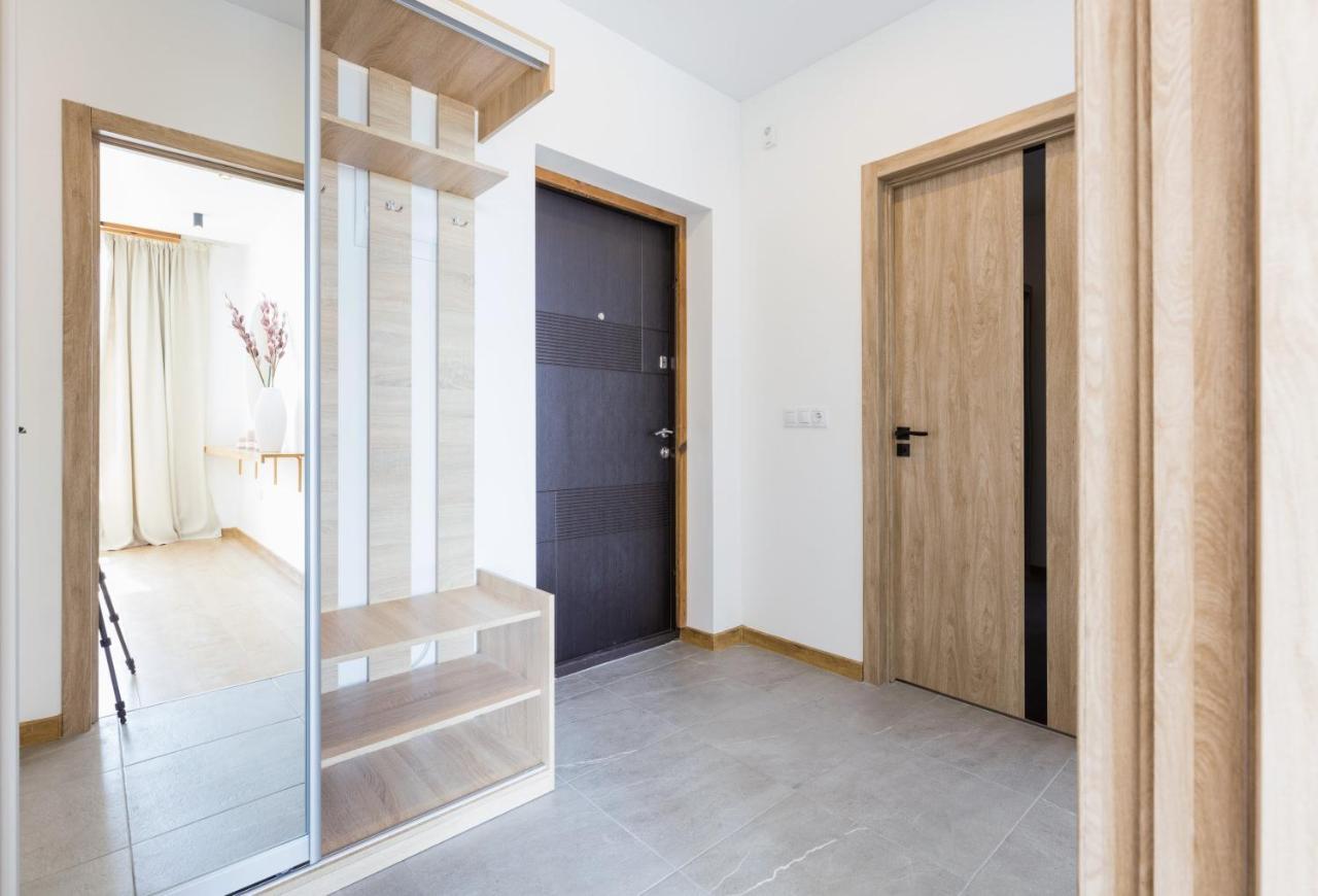 Nyvky Like Home - Nyvky Park - Apt 45 Kiev Dış mekan fotoğraf