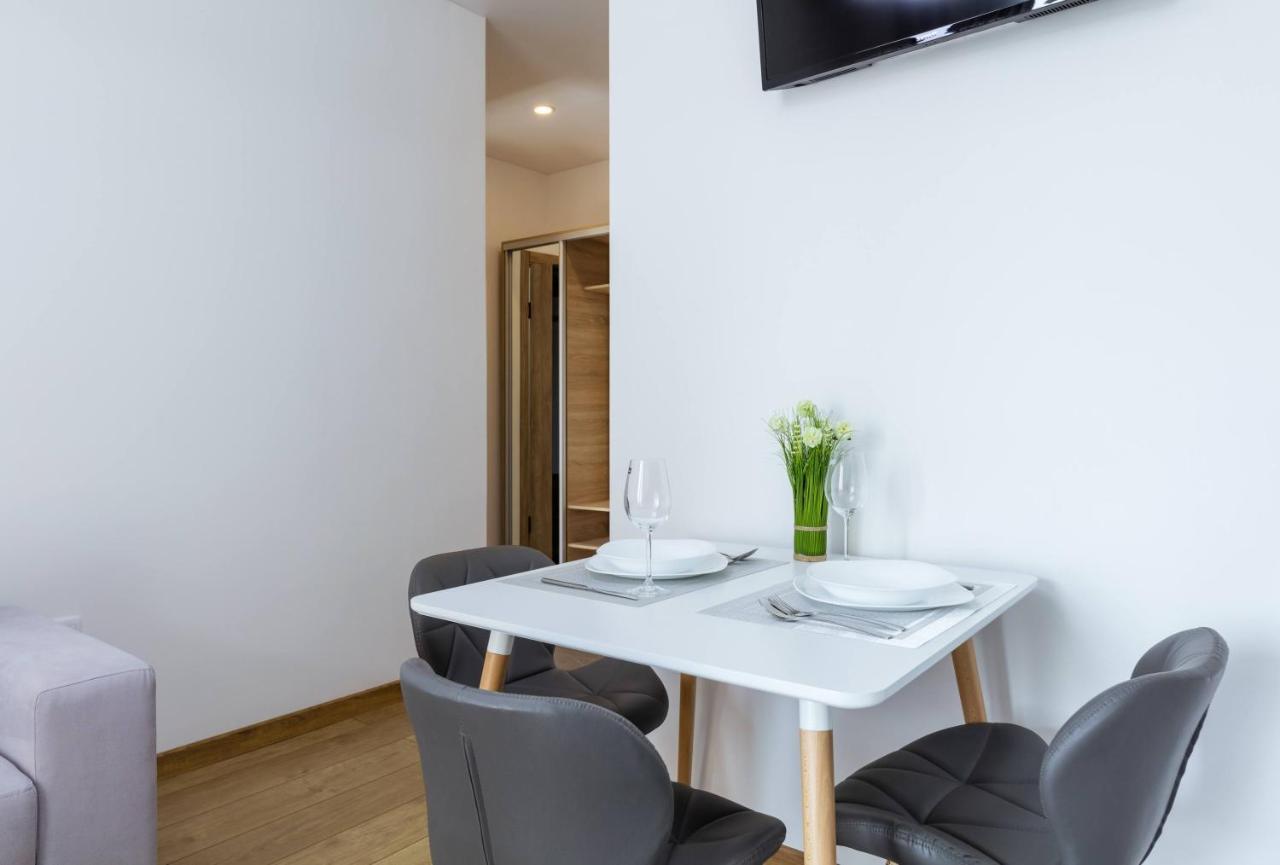 Nyvky Like Home - Nyvky Park - Apt 45 Kiev Dış mekan fotoğraf