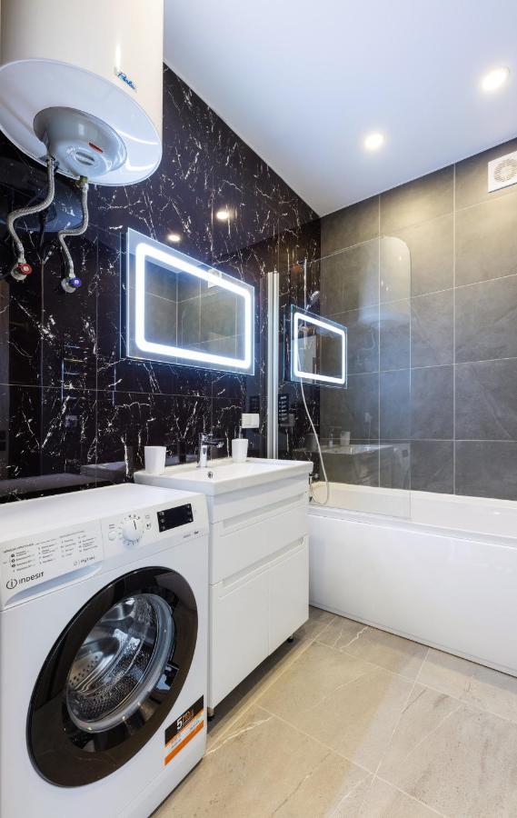 Nyvky Like Home - Nyvky Park - Apt 45 Kiev Dış mekan fotoğraf